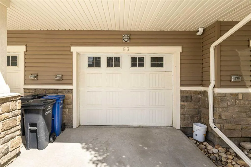 53 Skyview Ranch Manor NE