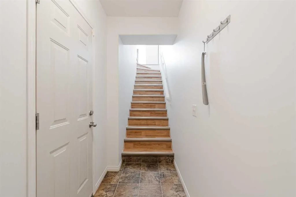 123 Arabian Drive, #105