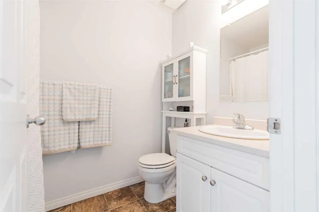 123 Arabian Drive, #105