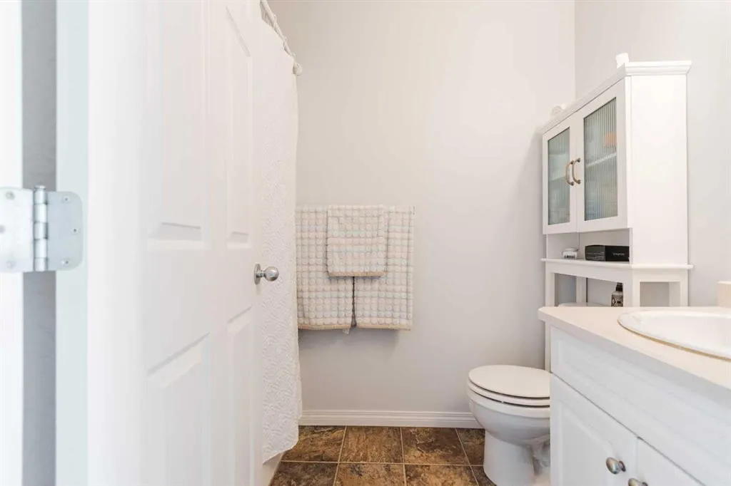 123 Arabian Drive, #105