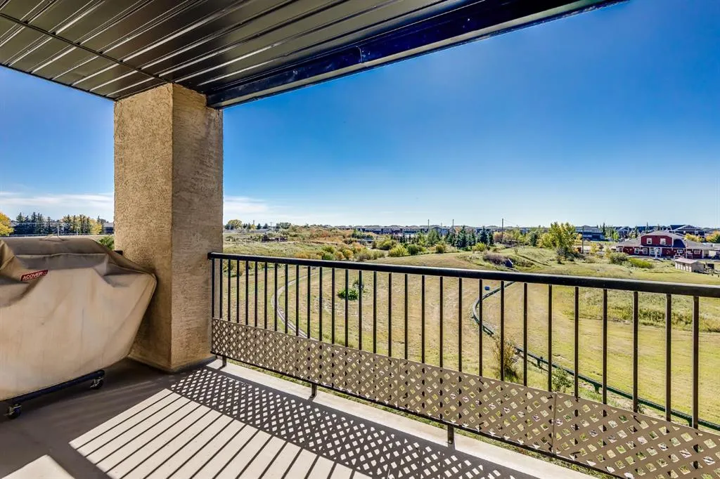 304 Mackenzie SW, #7308