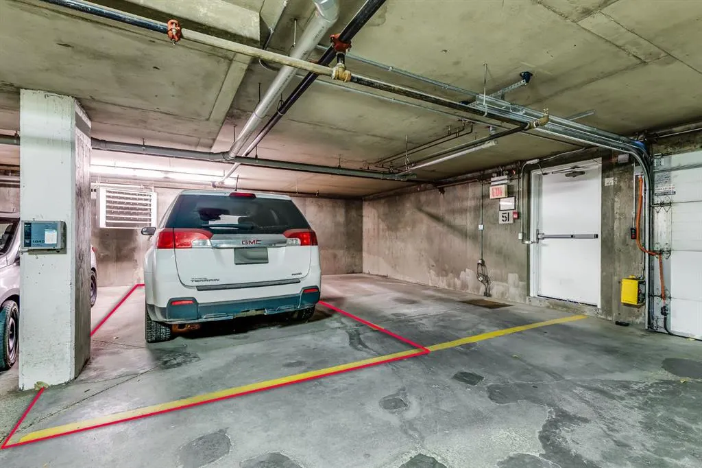 304 Mackenzie SW, #7308
