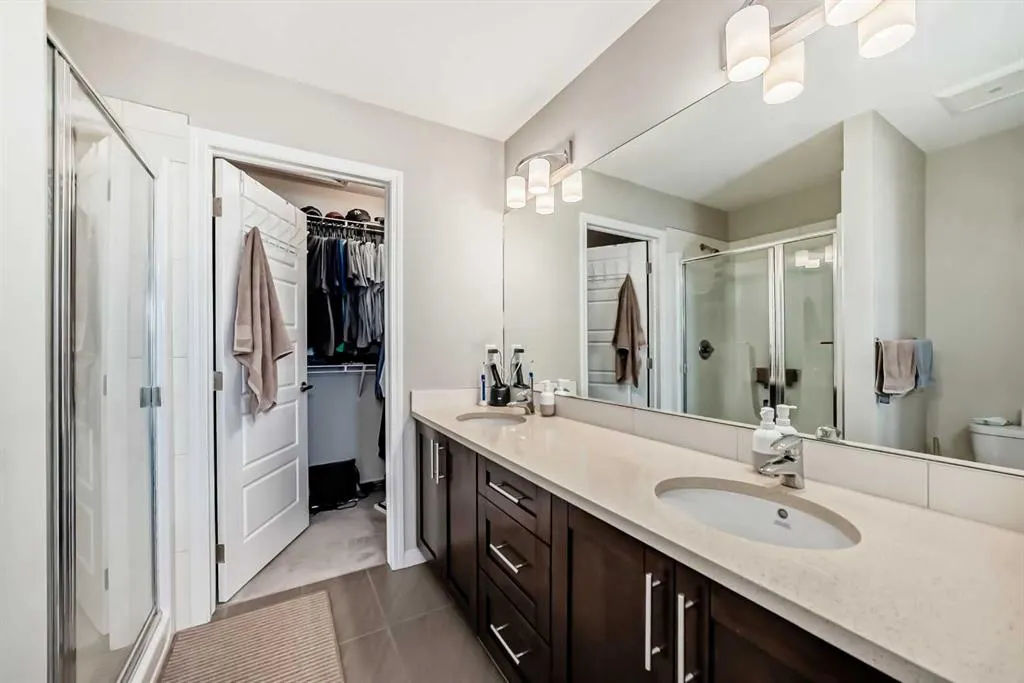 280 Williamstown Close NW, #401