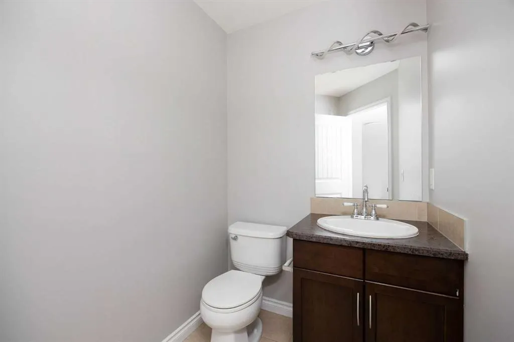 180 Riverstone Ridge, #5