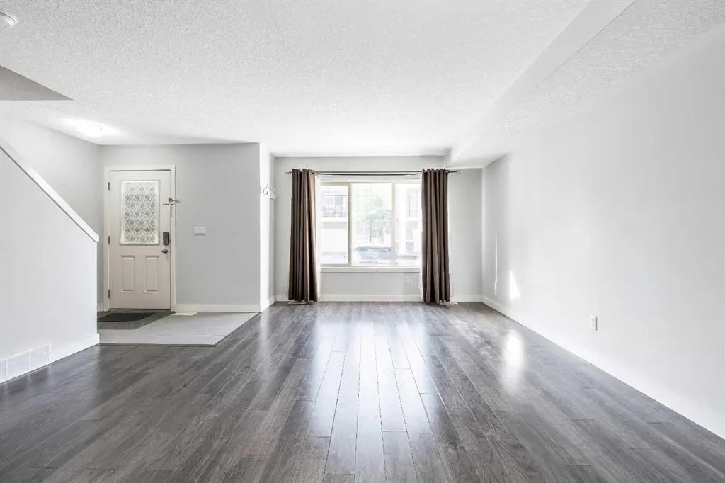 250 Sage Valley Road NW, #902