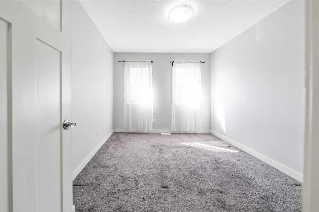 250 Sage Valley Road NW, #902