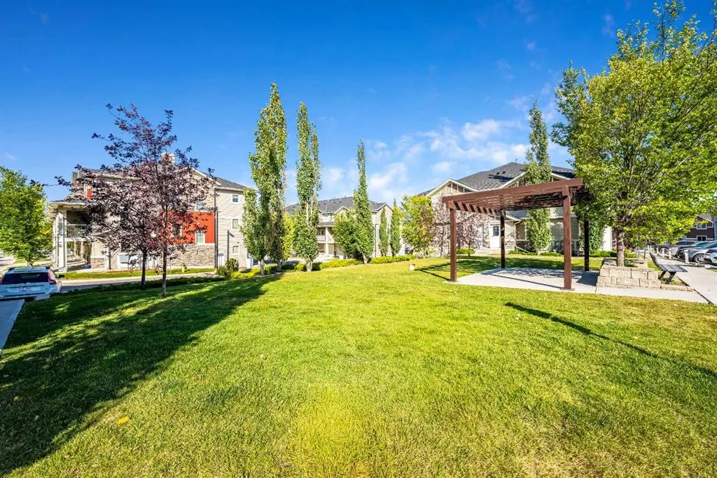 250 Sage Valley Road NW, #902