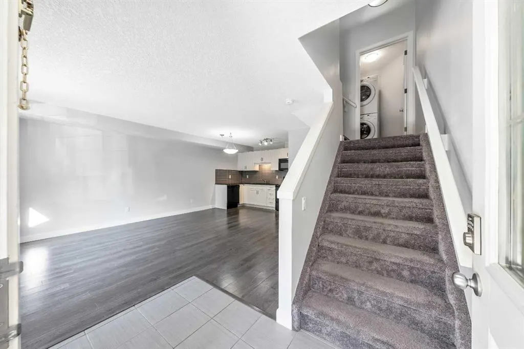 250 Sage Valley Road NW, #902