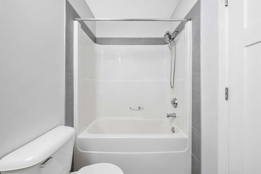250 Sage Valley Road NW, #902