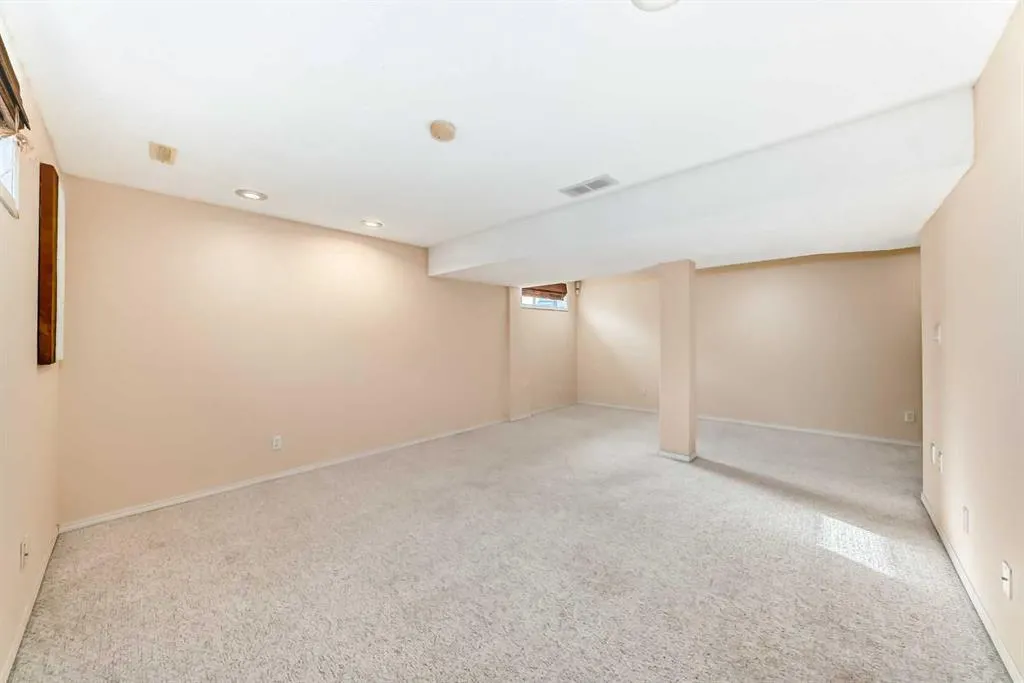 139 Bridlewood Circle SW
