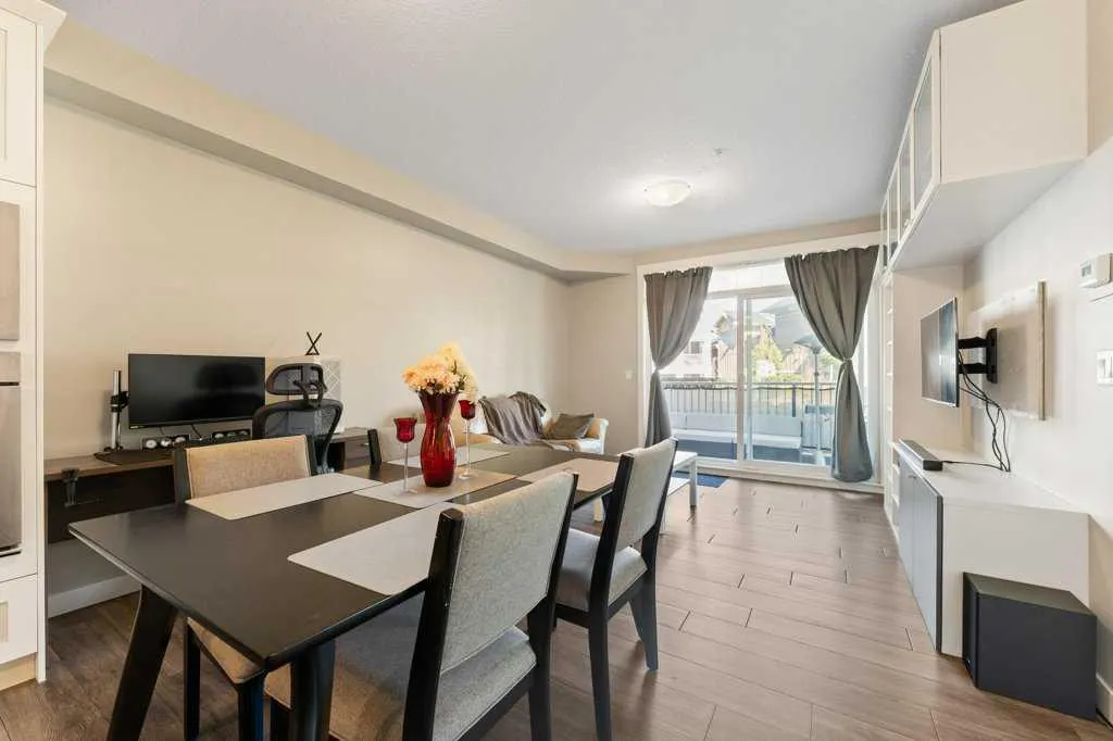 110 Auburn Meadows View SE, #104
