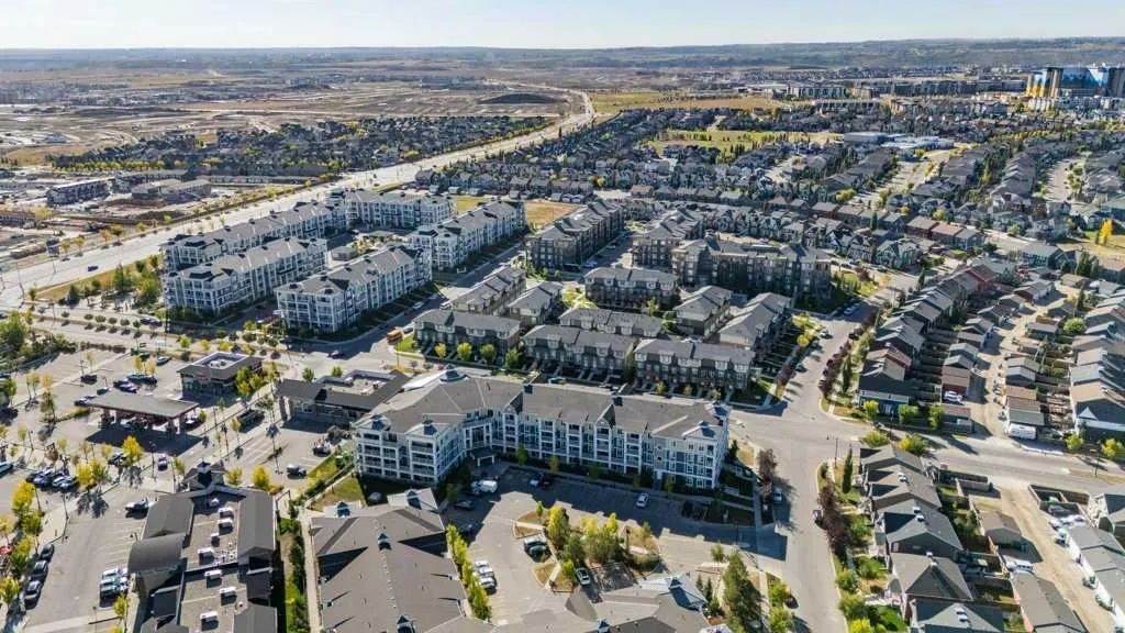 110 Auburn Meadows View SE, #104