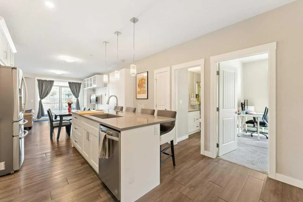 110 Auburn Meadows View SE, #104