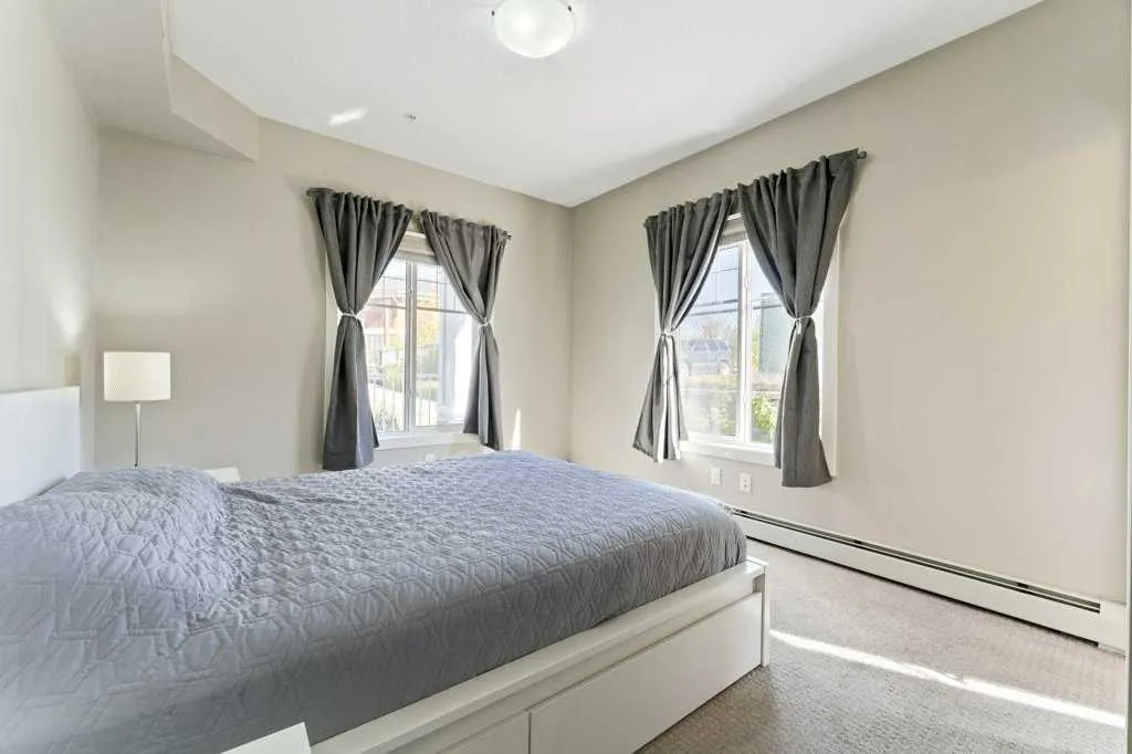 110 Auburn Meadows View SE, #104