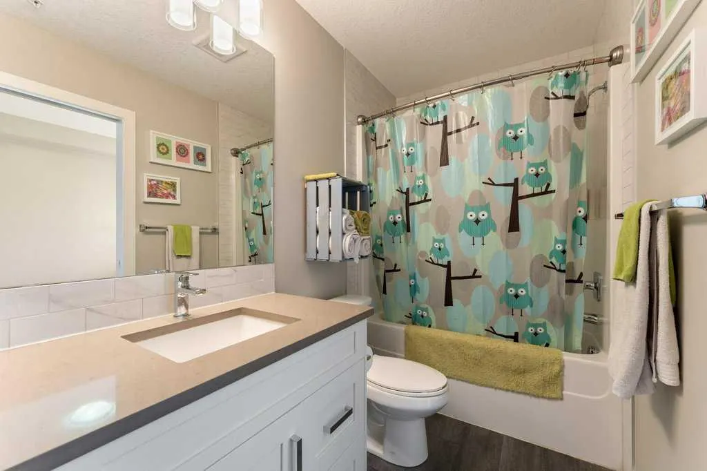 110 Auburn Meadows View SE, #104