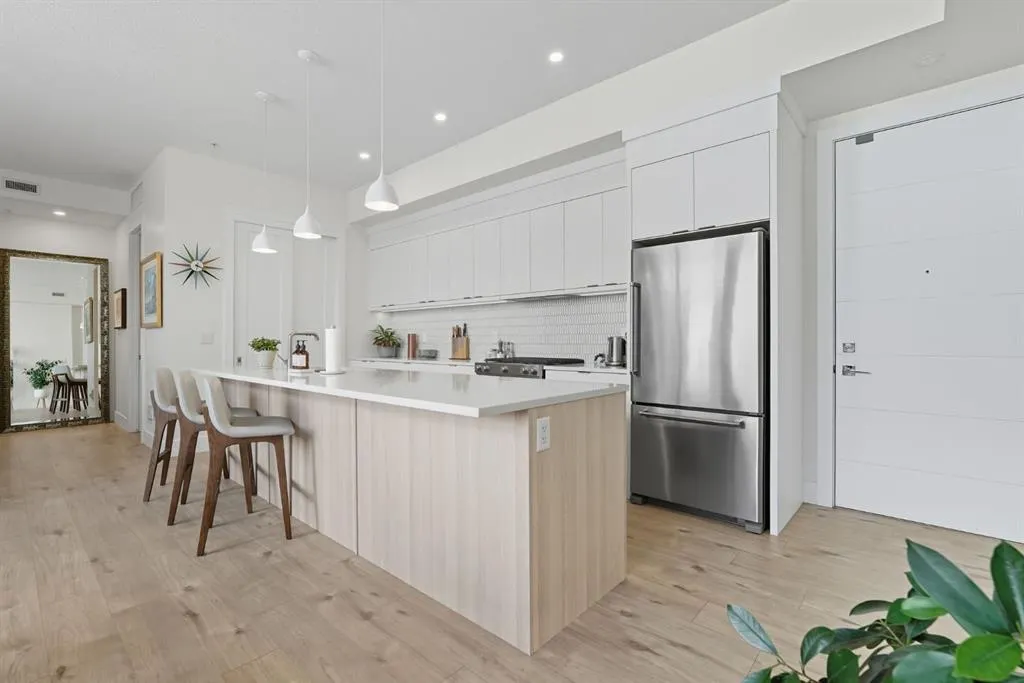3375 15 Street SW, #409