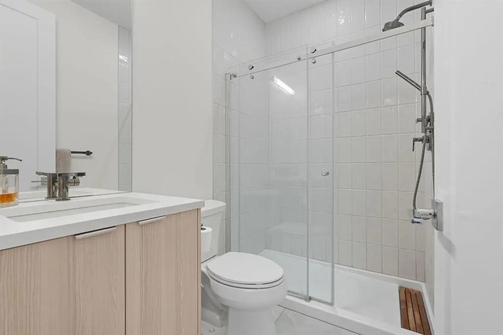 3375 15 Street SW, #409