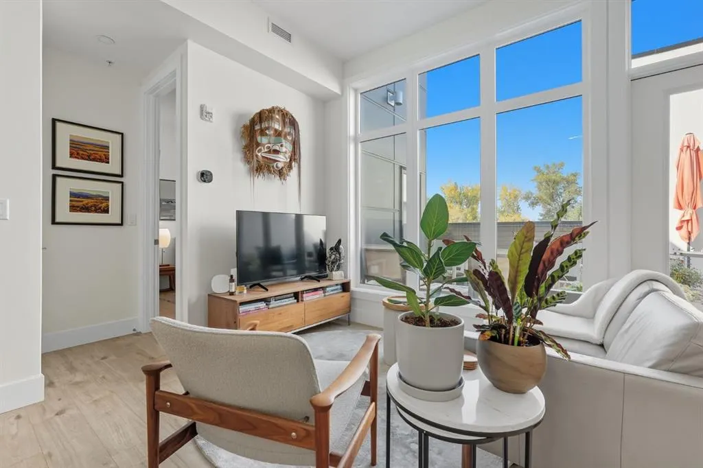 3375 15 Street SW, #409