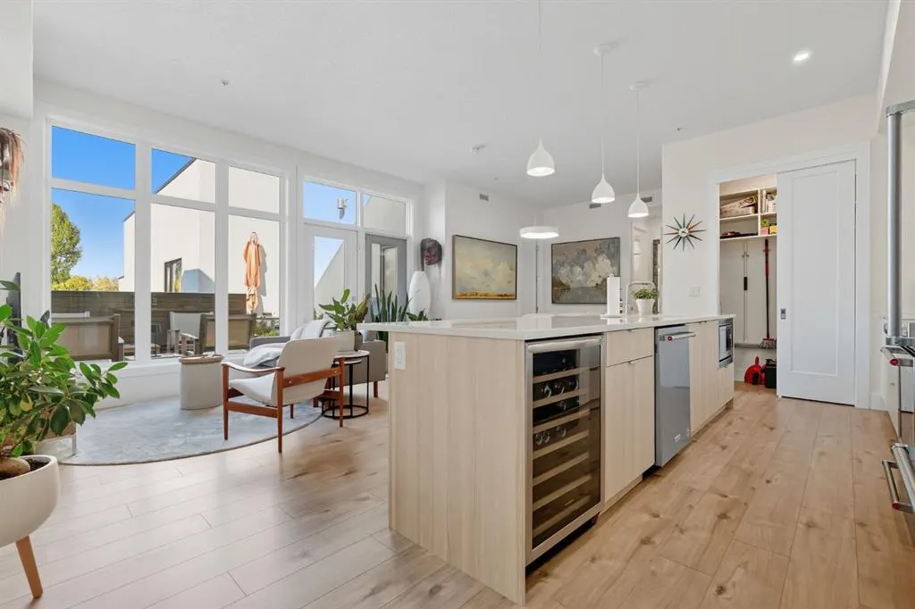 3375 15 Street SW, #409