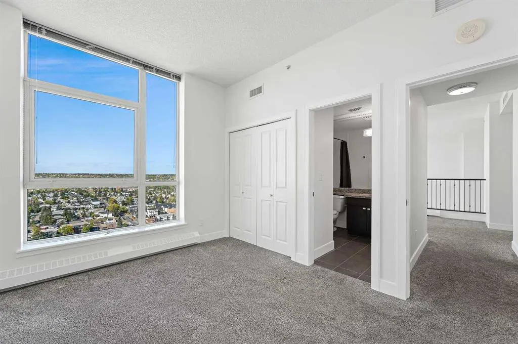 77 Spruce Place SW, #2404