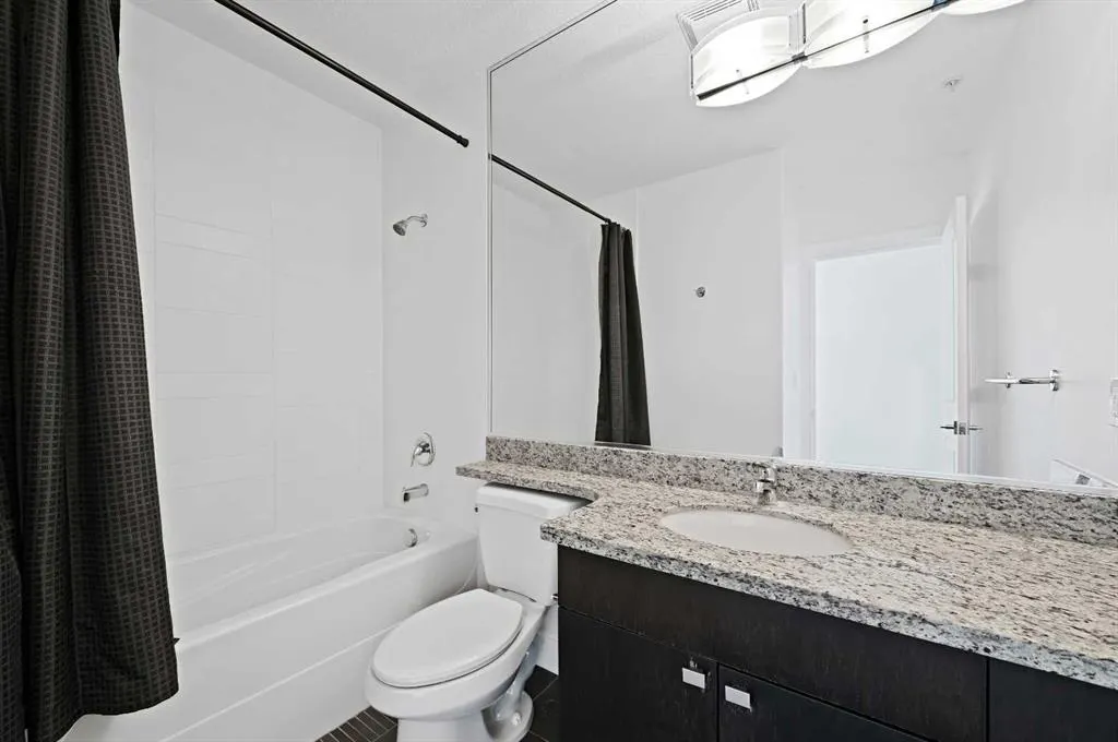 77 Spruce Place SW, #2404