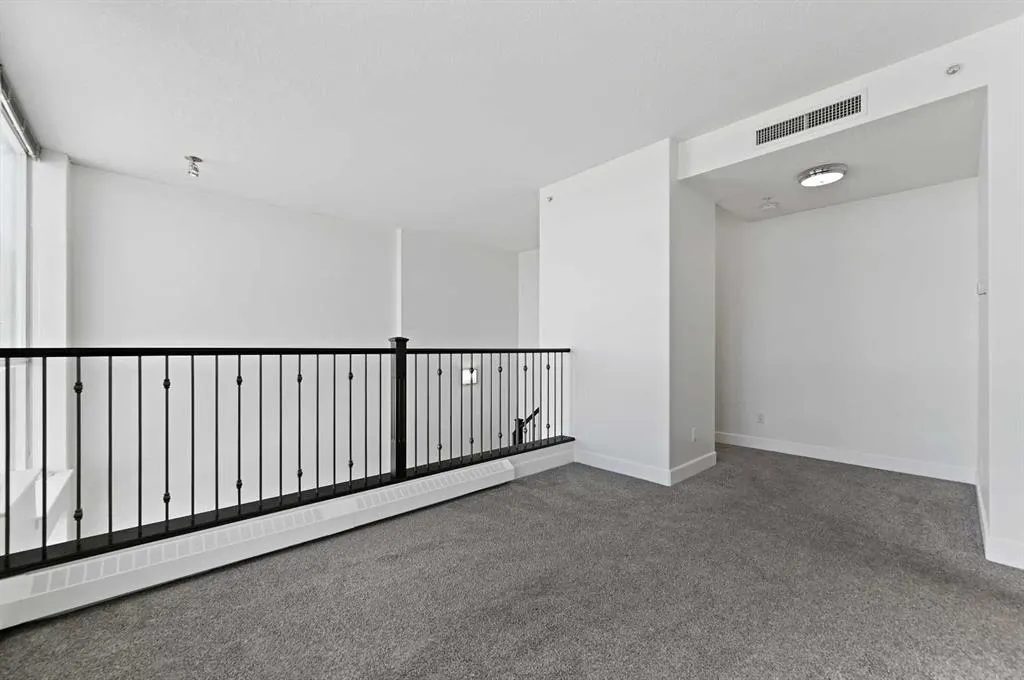 77 Spruce Place SW, #2404