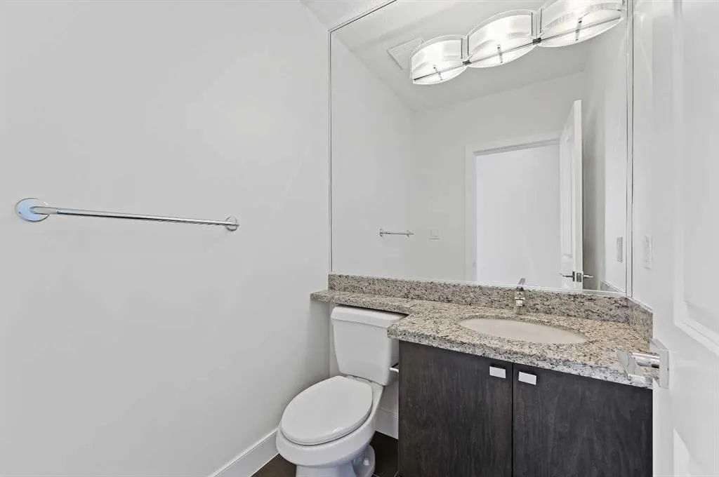77 Spruce Place SW, #2404