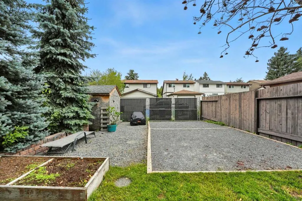 123 Silverstone Road NW