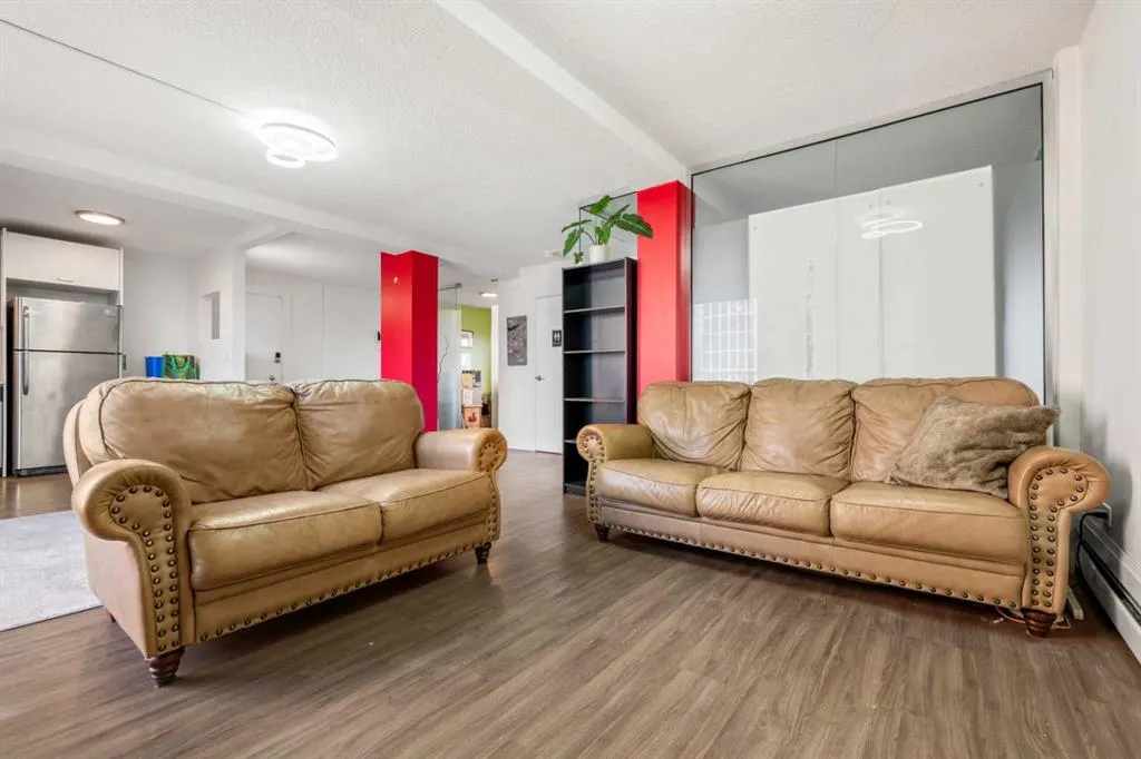 519 17th Avenue SW, #720
