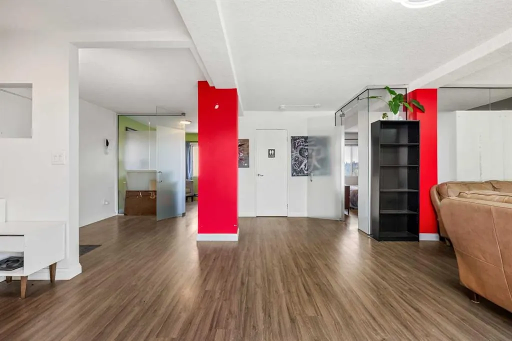 519 17th Avenue SW, #720