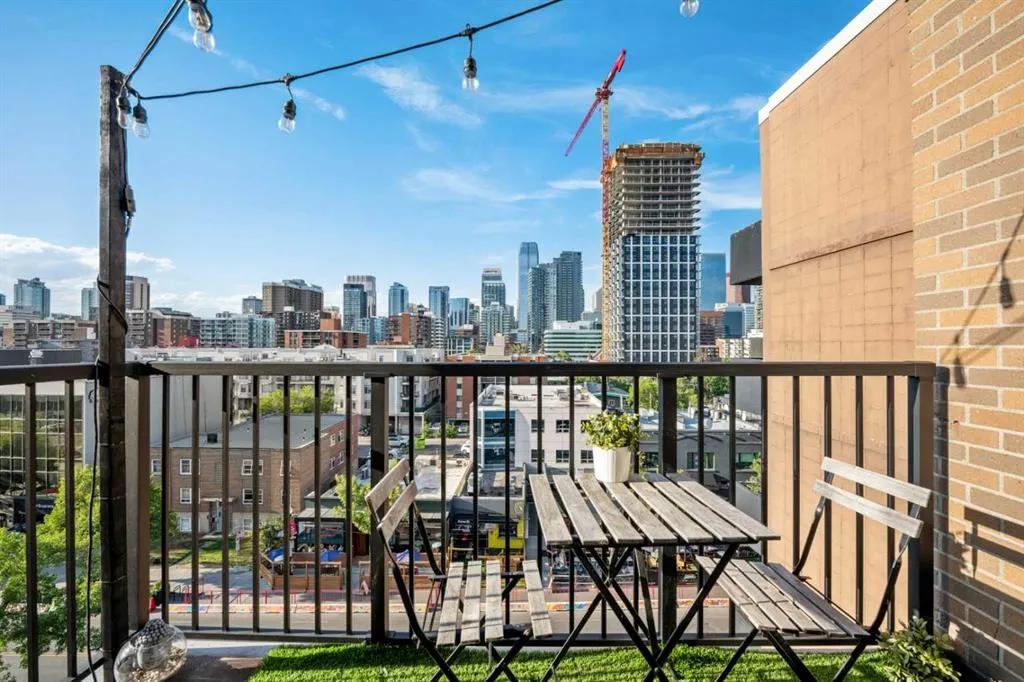 519 17th Avenue SW, #720