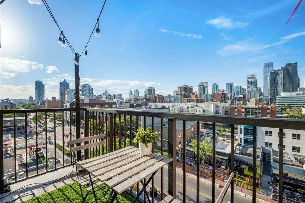 519 17th Avenue SW, #720