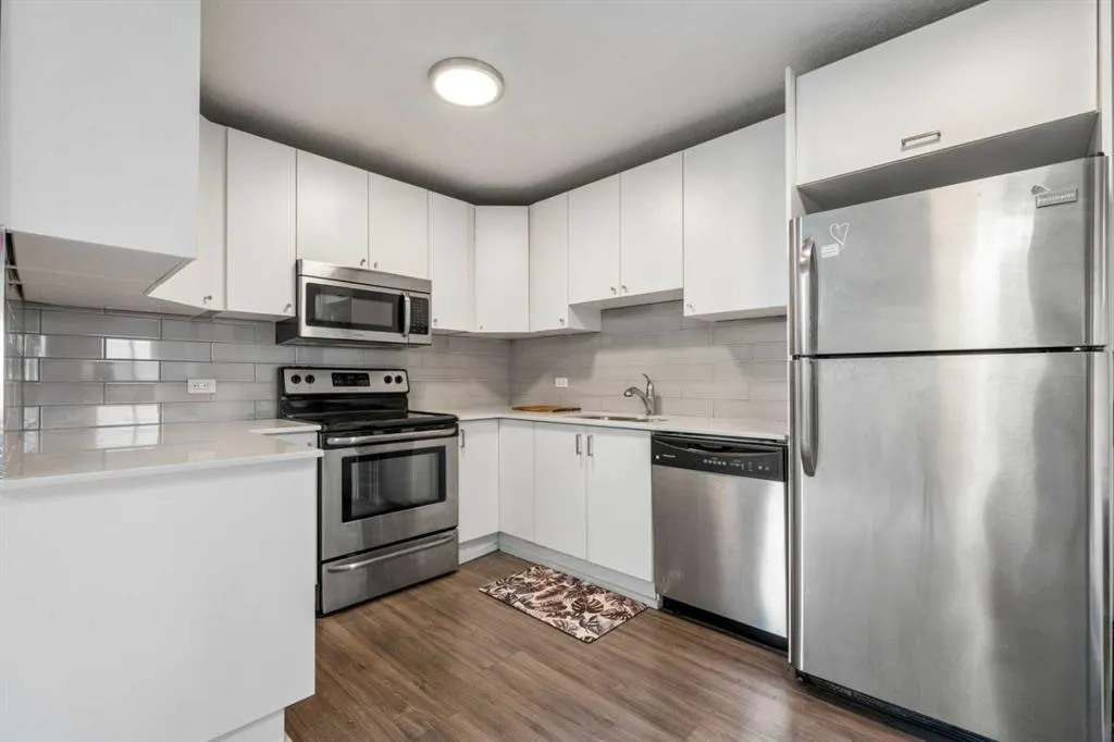 519 17th Avenue SW, #720
