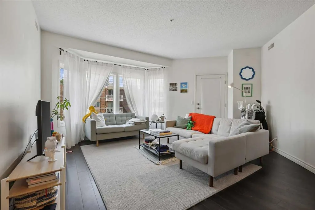 838 19 Avenue SW, #207