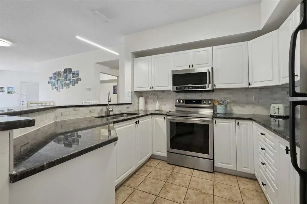 838 19 Avenue SW, #207