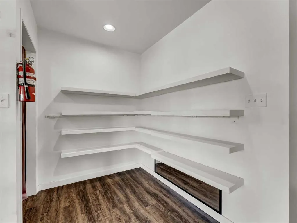 3295 Dunmore Road SE, #8