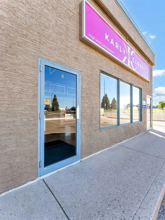 3295 Dunmore Road SE, #8
