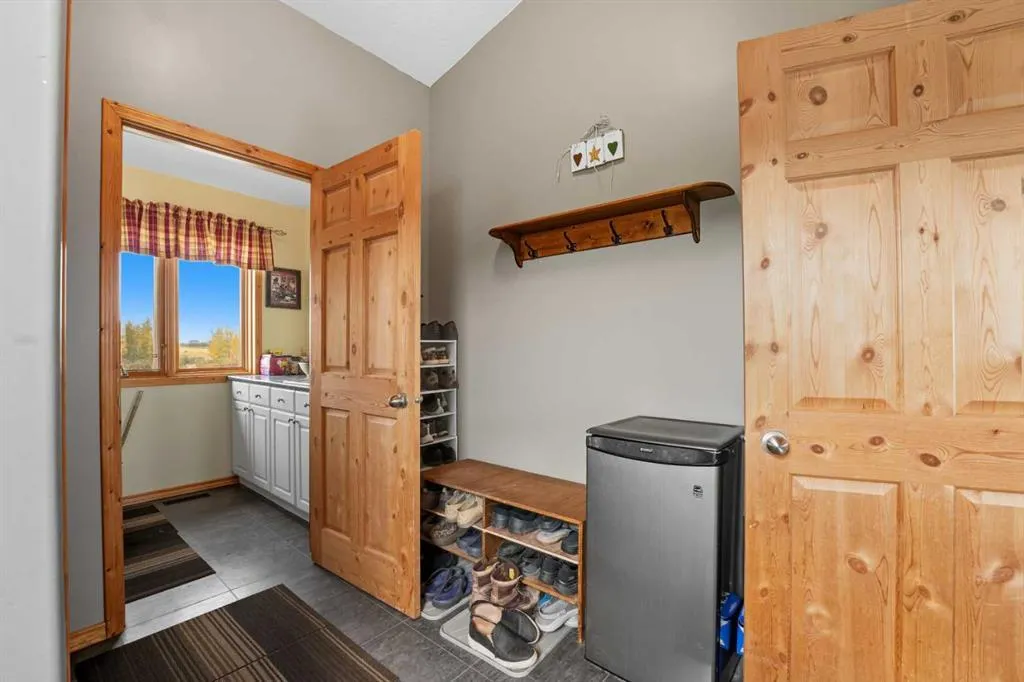 374037 Range Road 6-0