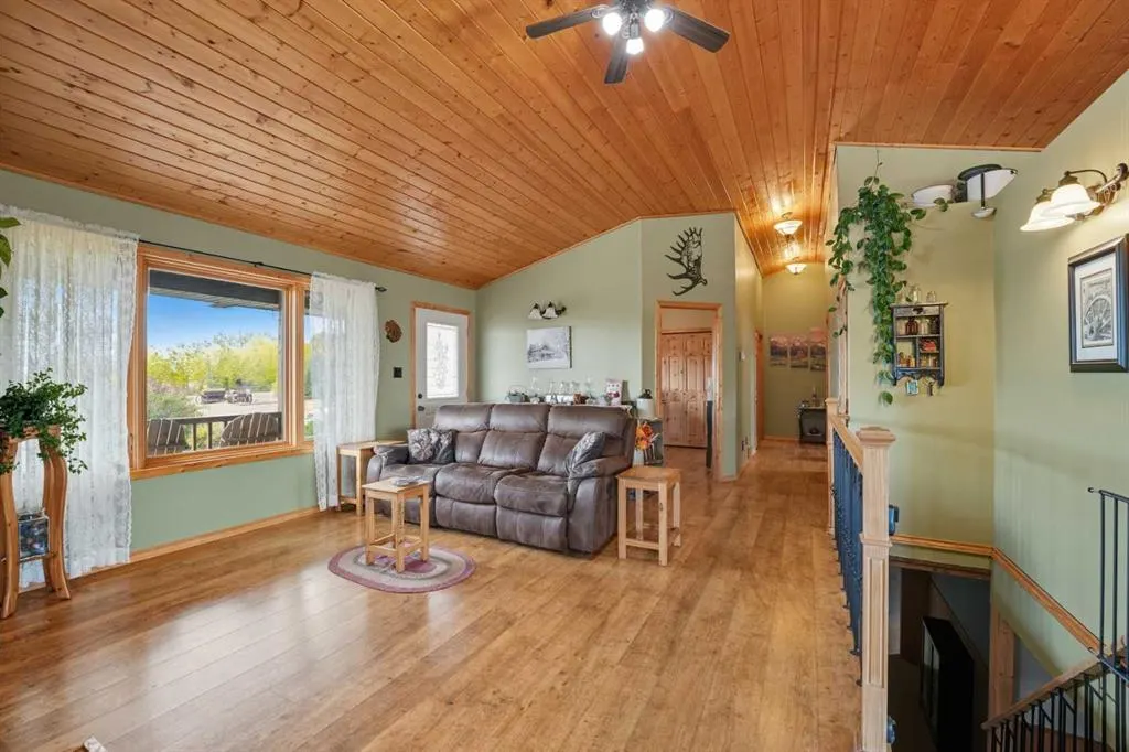 374037 Range Road 6-0