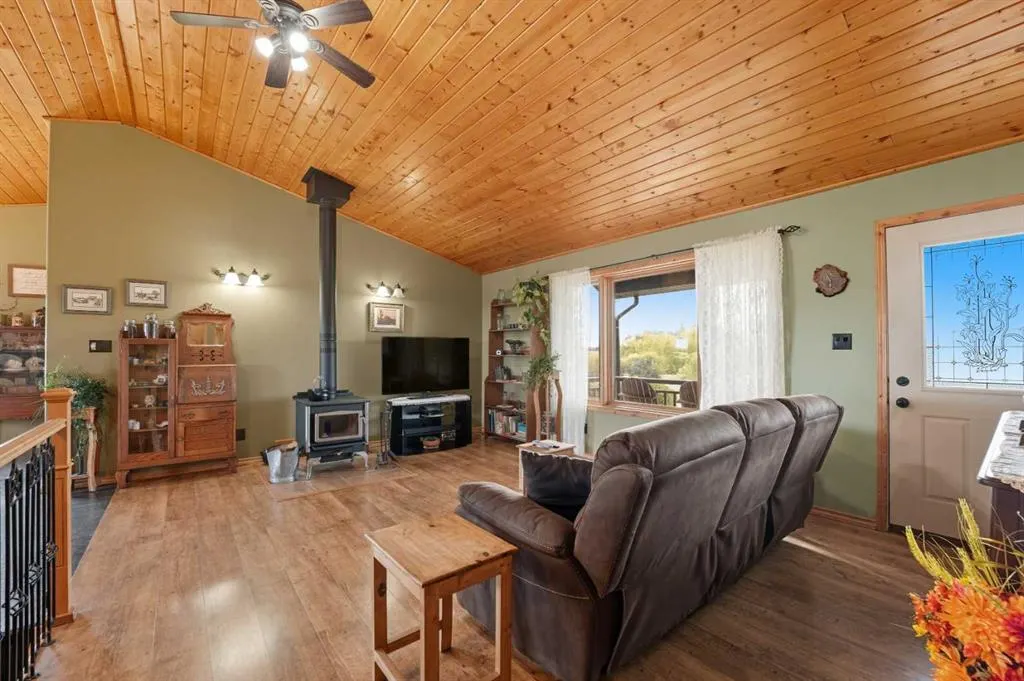 374037 Range Road 6-0
