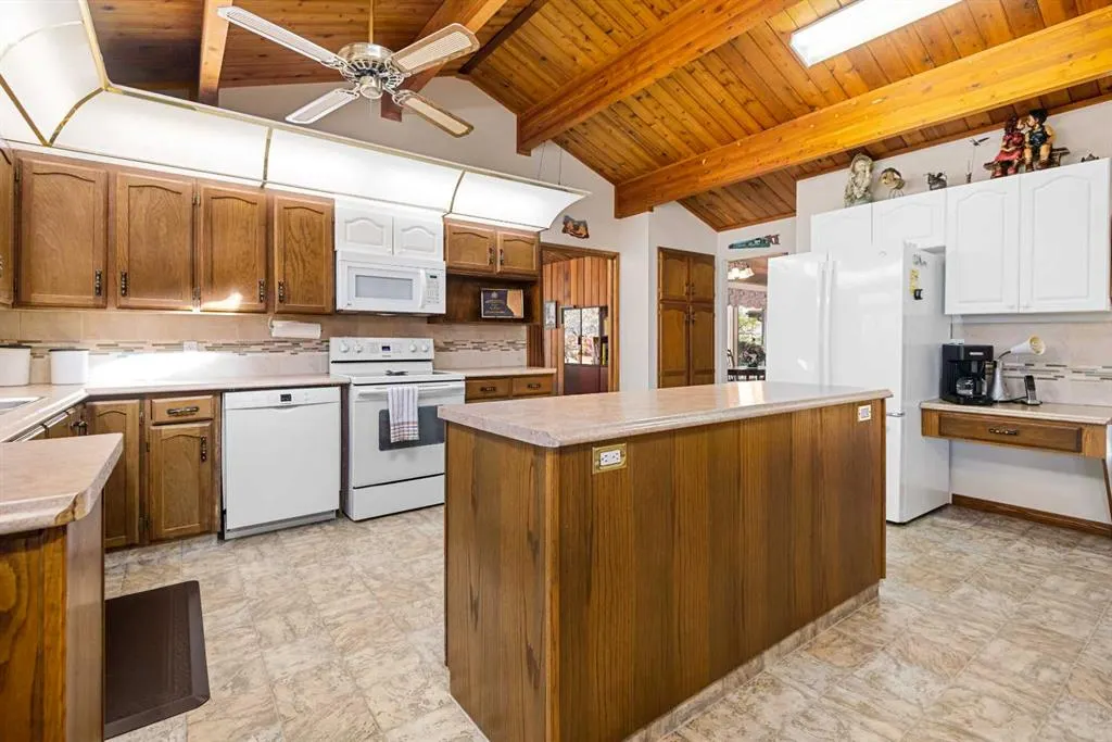27403 Township Road 292
