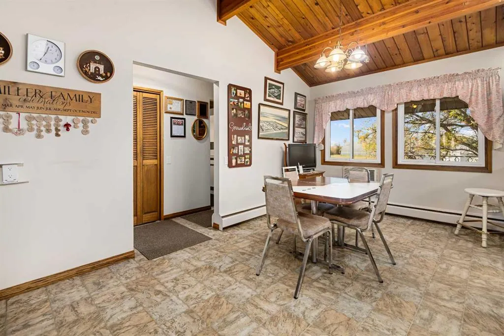 27403 Township Road 292