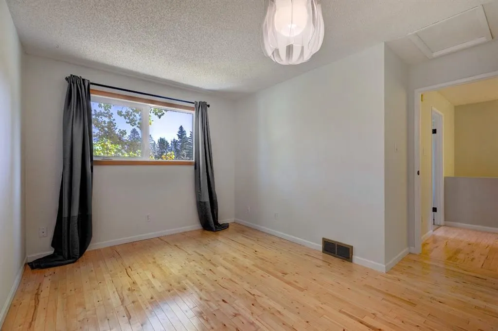 200 Three Sisters Drive, #105