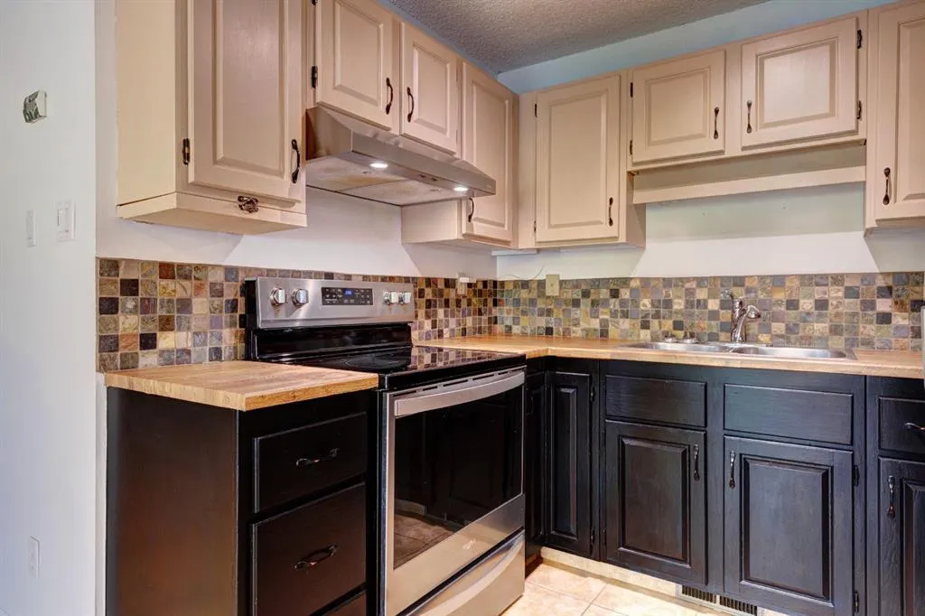 200 Three Sisters Drive, #105