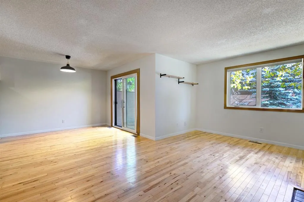 200 Three Sisters Drive, #105