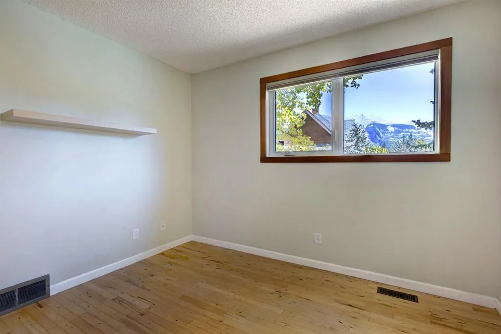 200 Three Sisters Drive, #105