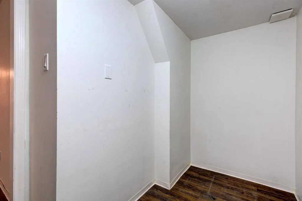 200 Three Sisters Drive, #105