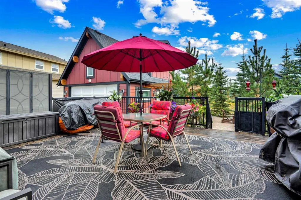 210 CottageClub Crescent