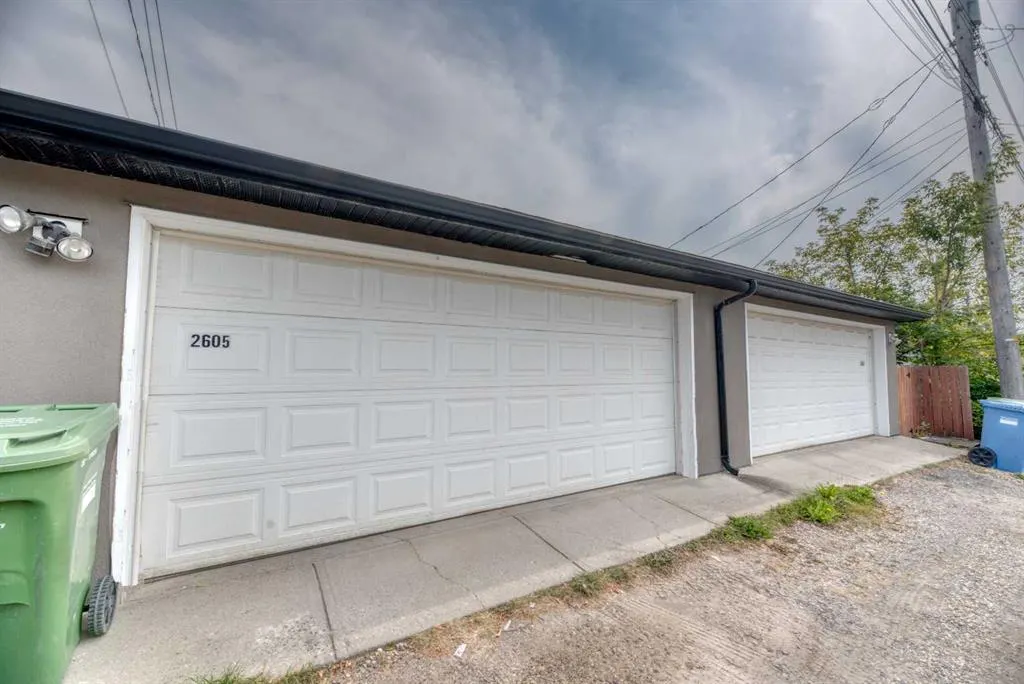 2605 30 Street SW