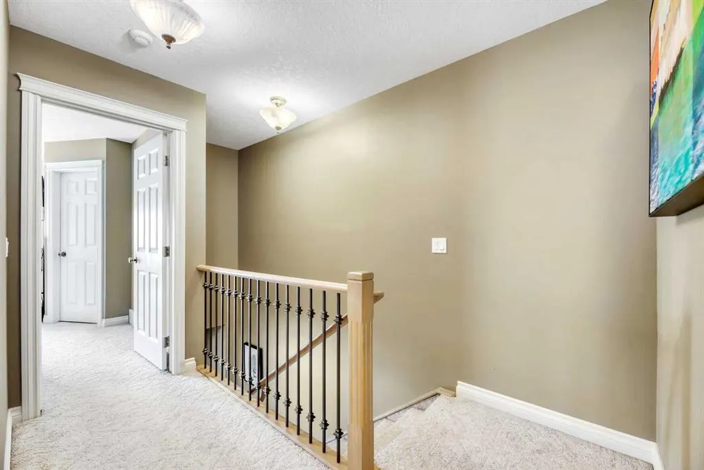 2605 30 Street SW